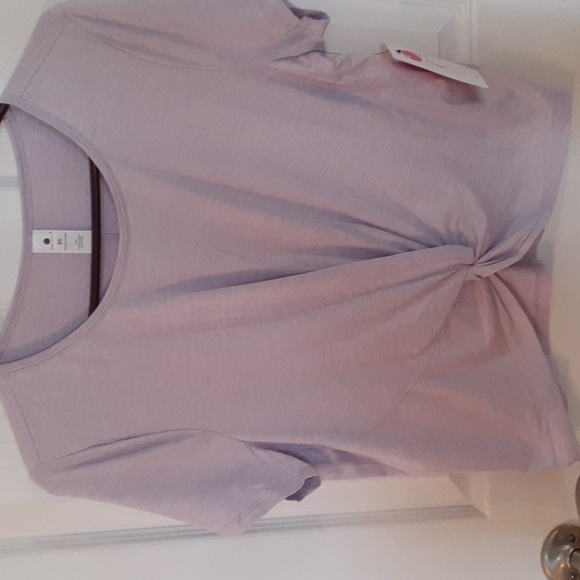 Yogalicious Orchid twist front yoga top size XL  new with tags - Picture 2 of 8